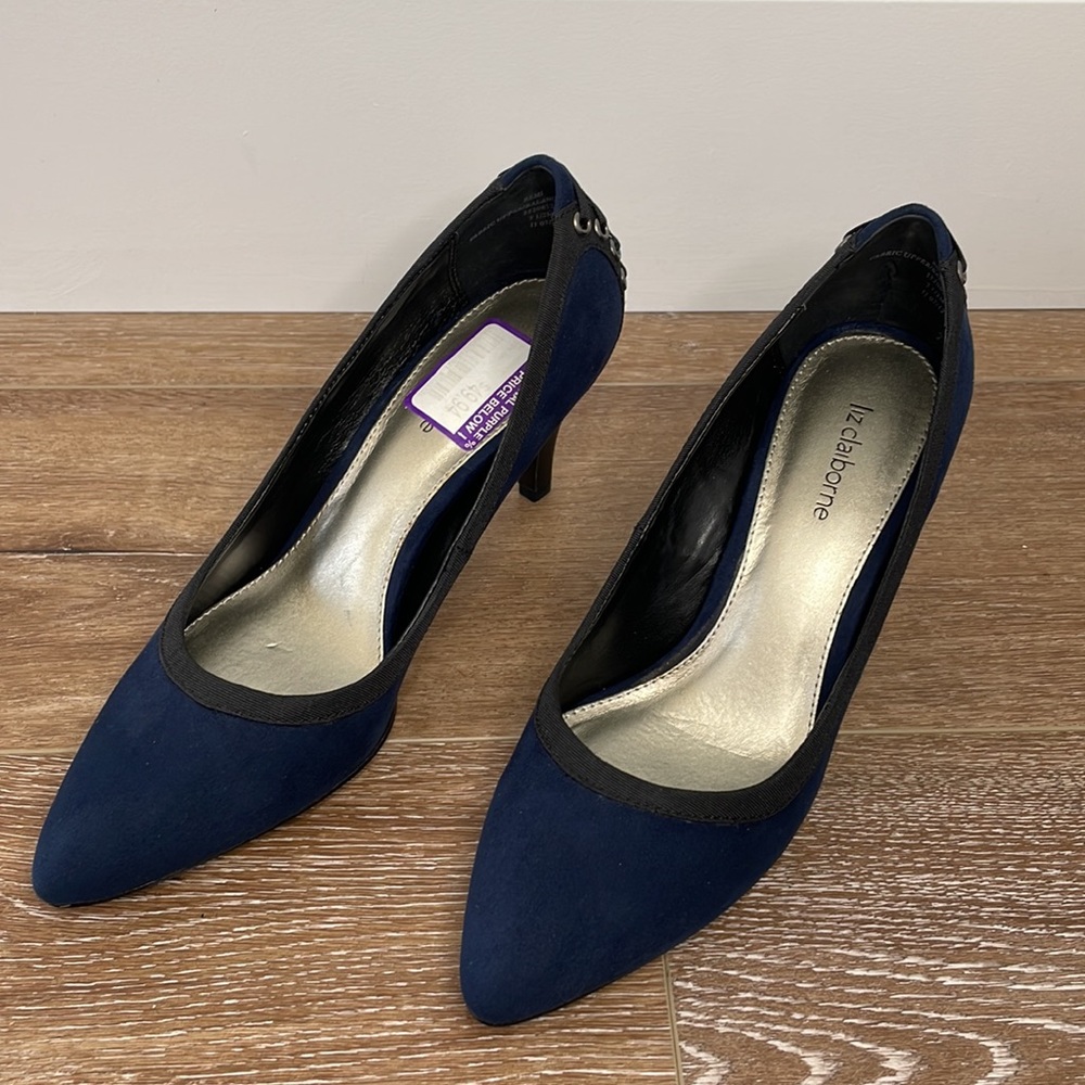 Liz Claiborne blue suede with black trim Size 7 1/2 - Picture 3 of 7